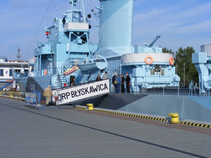 mw 013.jpg