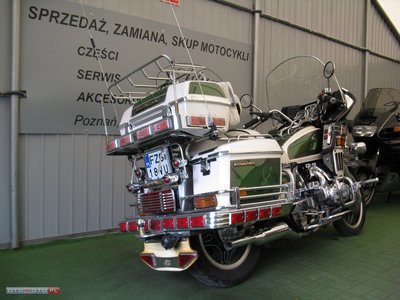 gl1100_1980_2.jpg