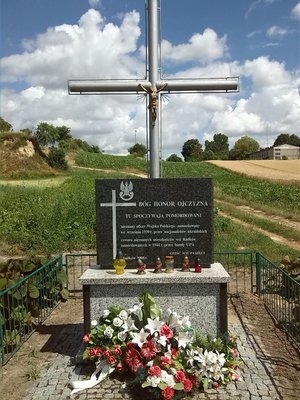 radków_pomnik_600x800.jpg