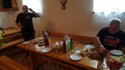 stol_do_kolacji_2.jpg