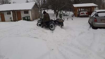 odsniezanie_podworka.jpg